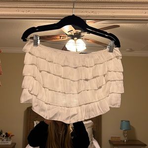 Strapless ruffle tube top-white